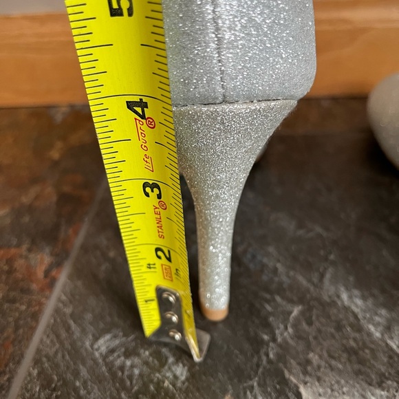 Women’s Kelly and Katie silver glitter/ sparkle heels size 8.5 - Picture 8 of 10